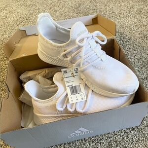 NWT Adidas Women’s Puremotion Adapt 2.0 Sneakers